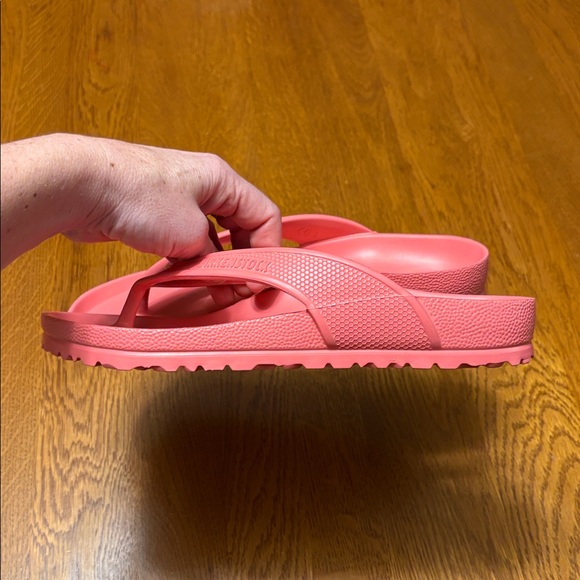 Birkenstock size 40 Women's pink flip flop rubber Sandals - Picture 6 of 6